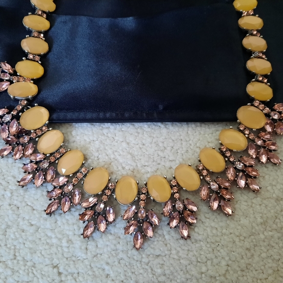 JOAN RIVERS statement runway necklace - Picture 2 of 4